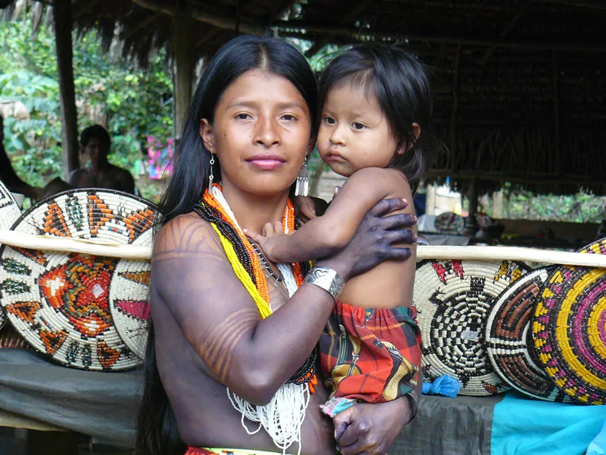 Embera-Indianerin